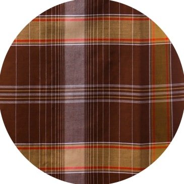 motif de sarong marron à carreaux