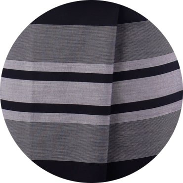 motif de sarong noir et gris à bande